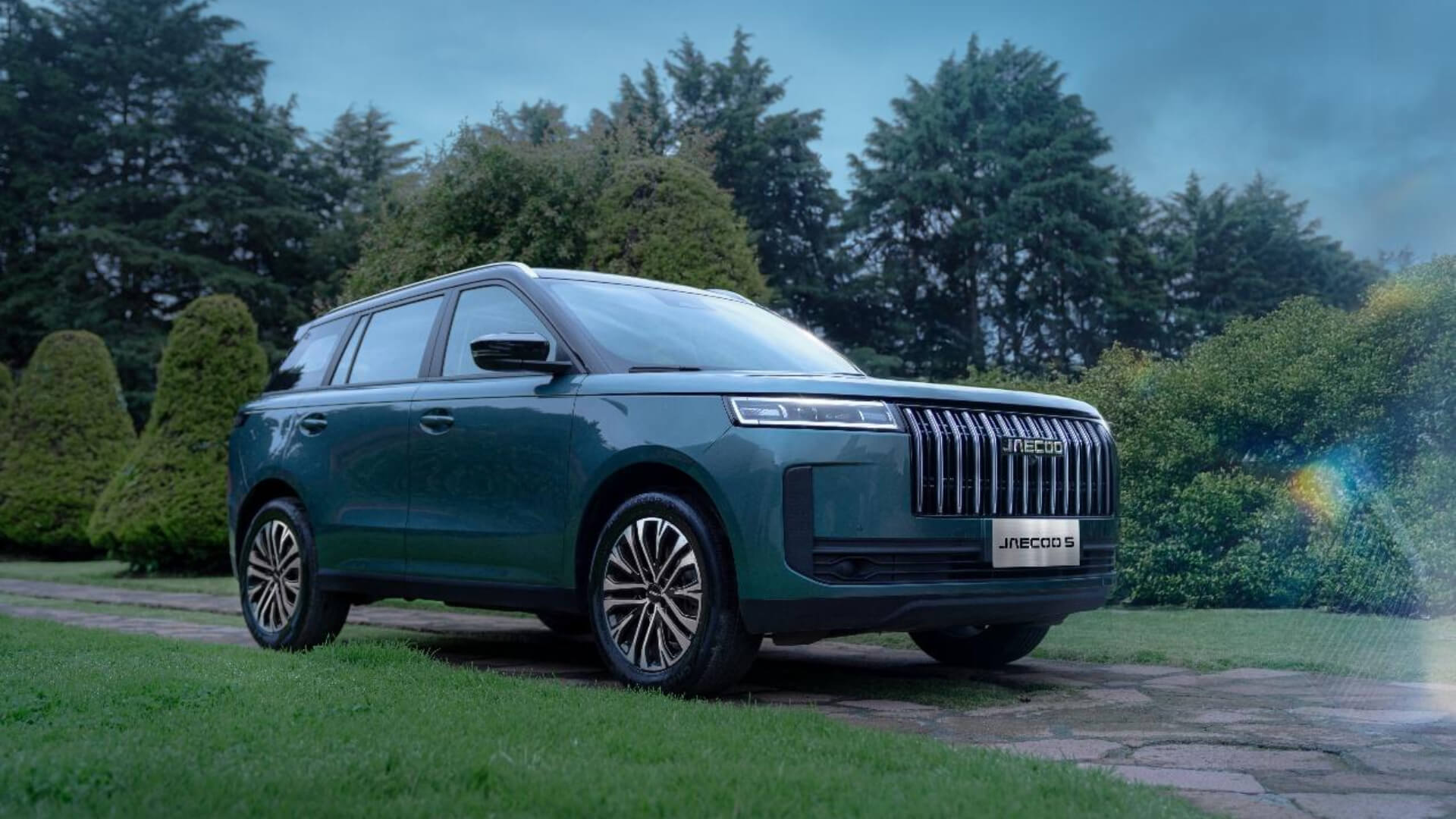 Verano en la ciudad: la SUV versátil que transforma la rutina en escapada urbana